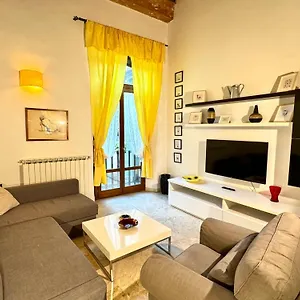 Apartment Casa Stefano, Florence