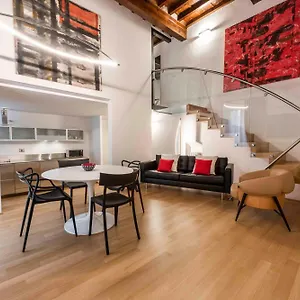 Apartment Palazzo Bardi N 2, Florence